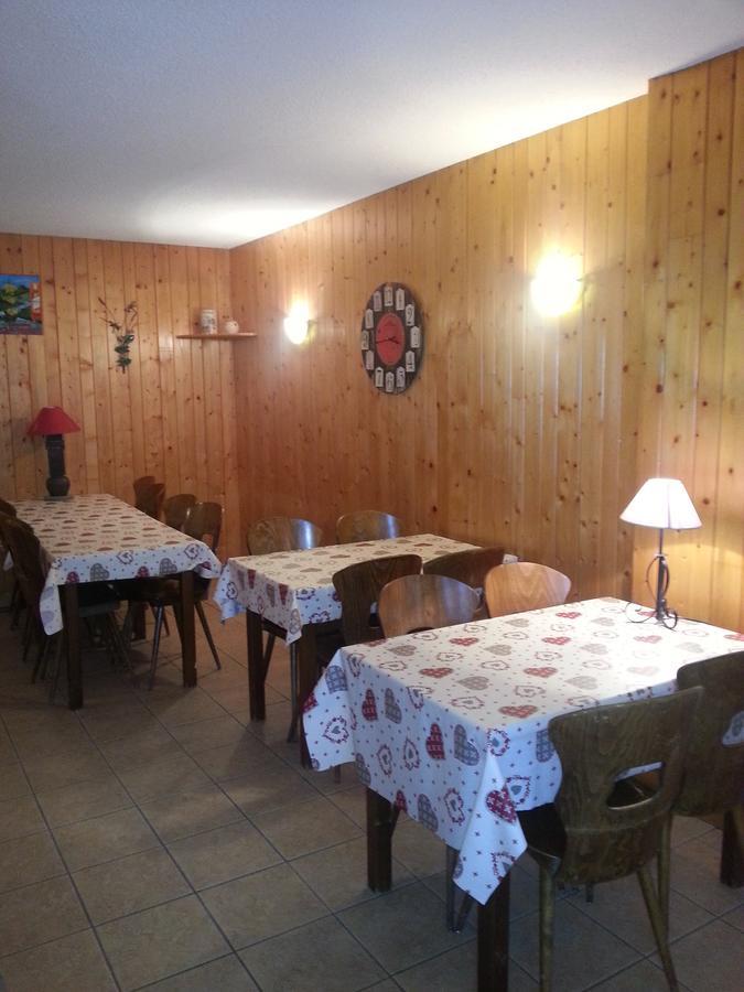 Auberge du Col de Neronne Hotel Le Falgoux Buitenkant foto